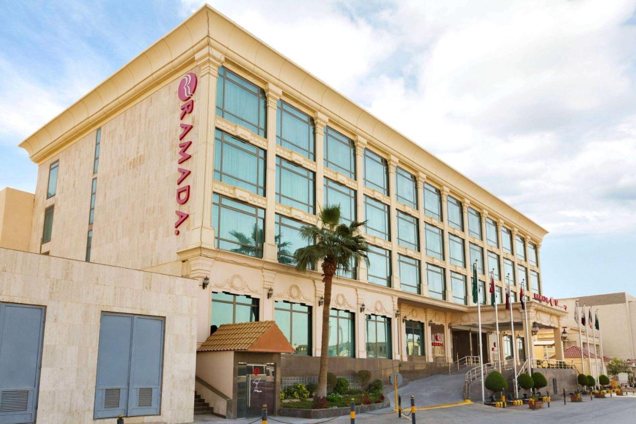 Ramada 4*