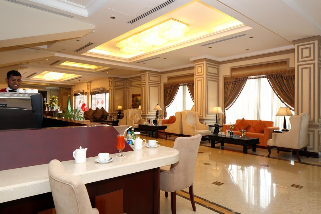 Ramada فندق الرياض