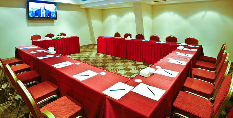 Ramada 4*