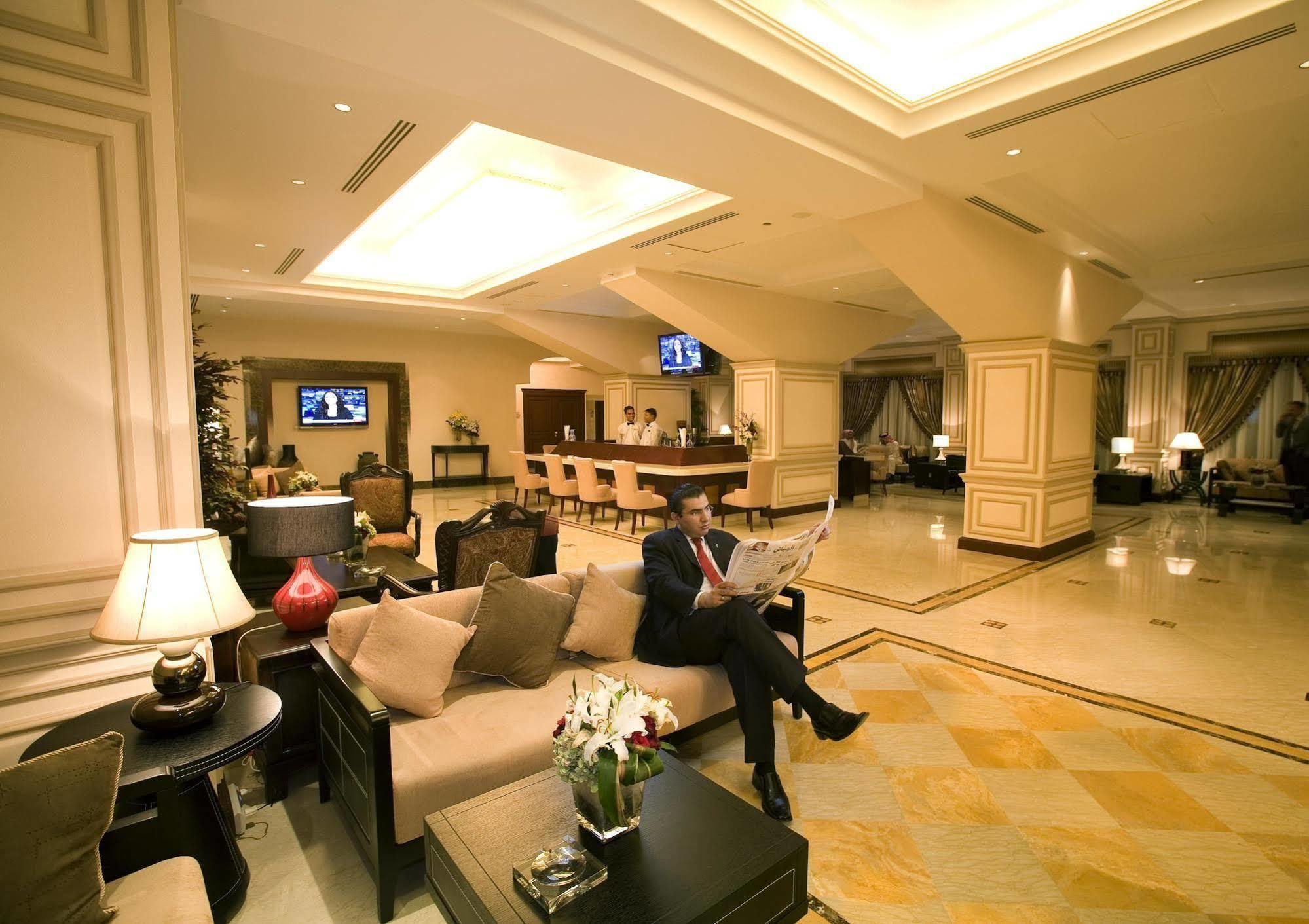 Ramada فندق الرياض