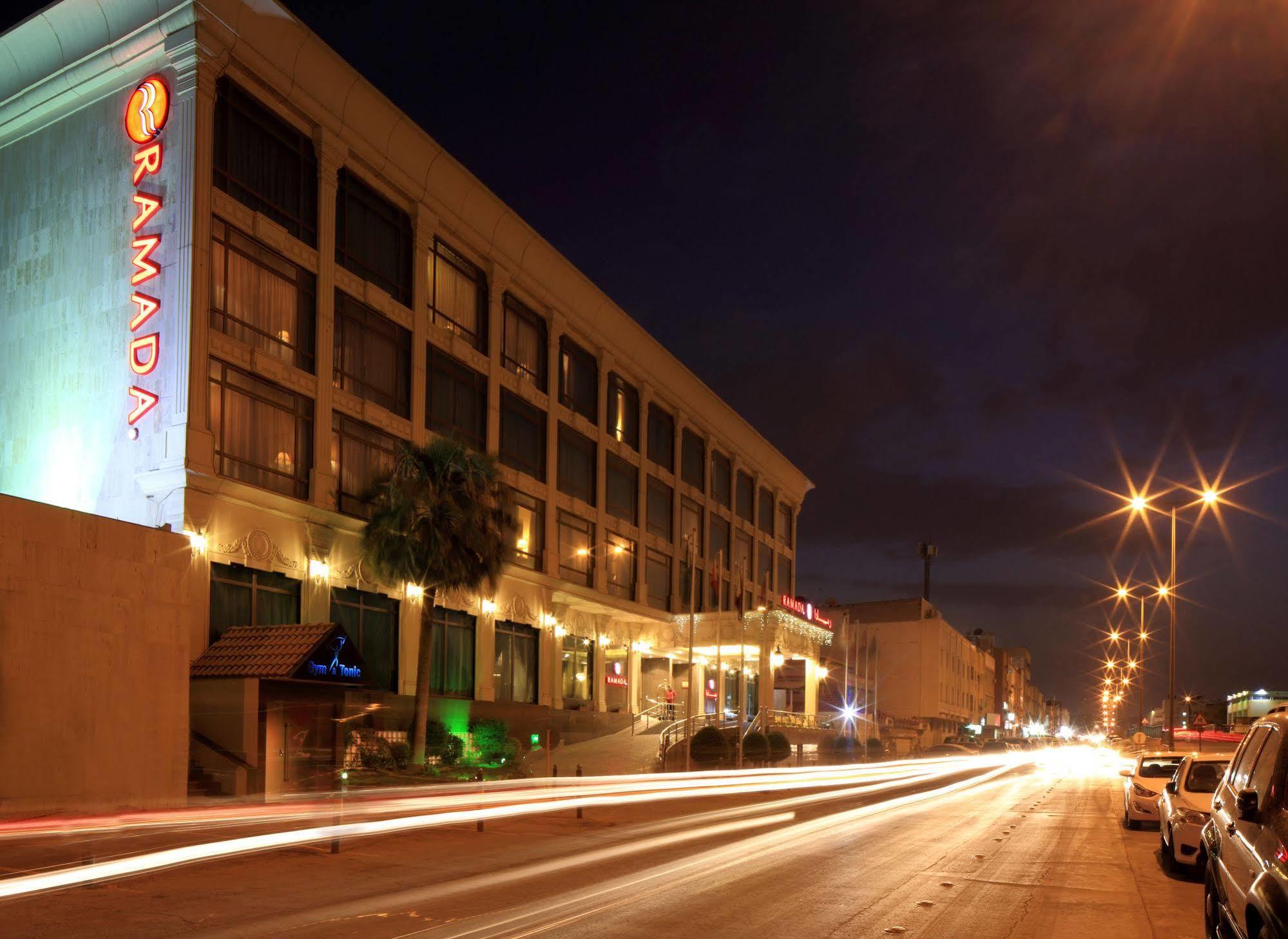 Ramada فندق 4*